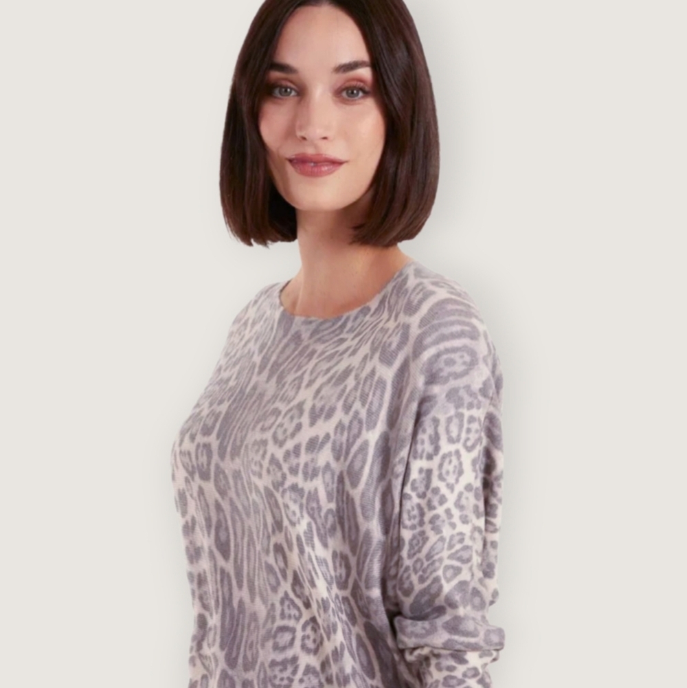 Banana Republic Petite- Cool Lavender Grey Cheetah Print Pullover Sweater